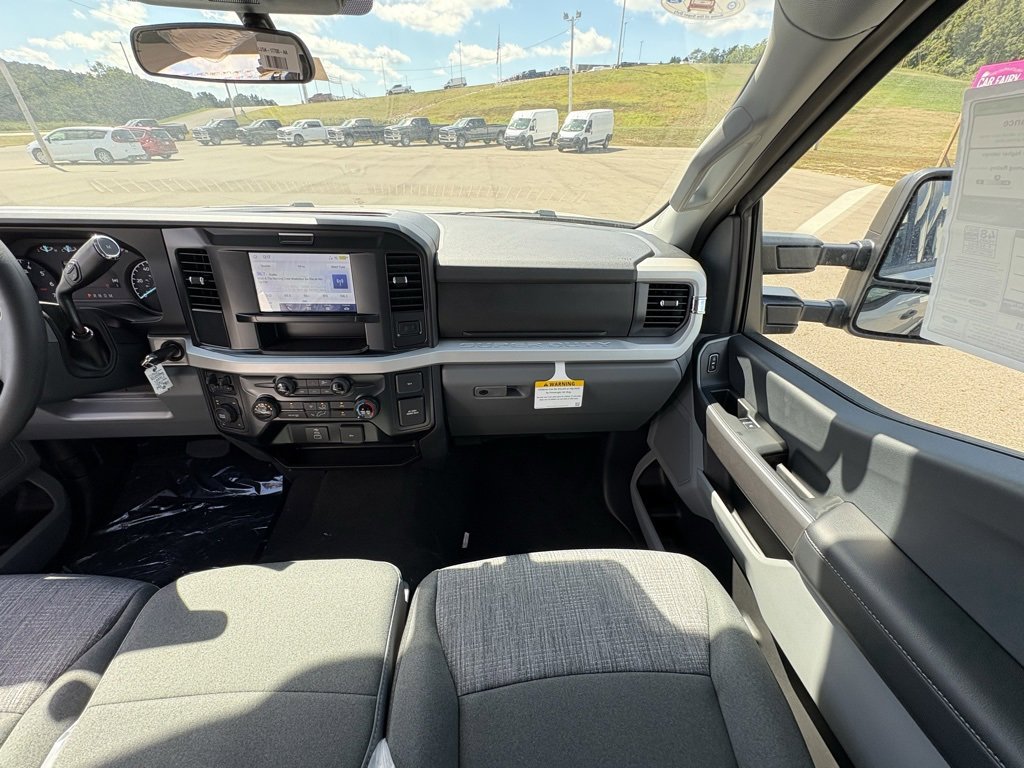 New 2026 Ford F250 XLT image 30