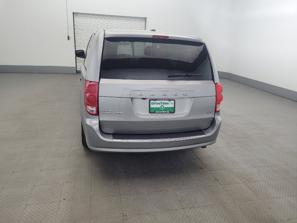 Used 2018 Dodge Grand Caravan SE w/ UConnect Hands-Free Group FWD image 6