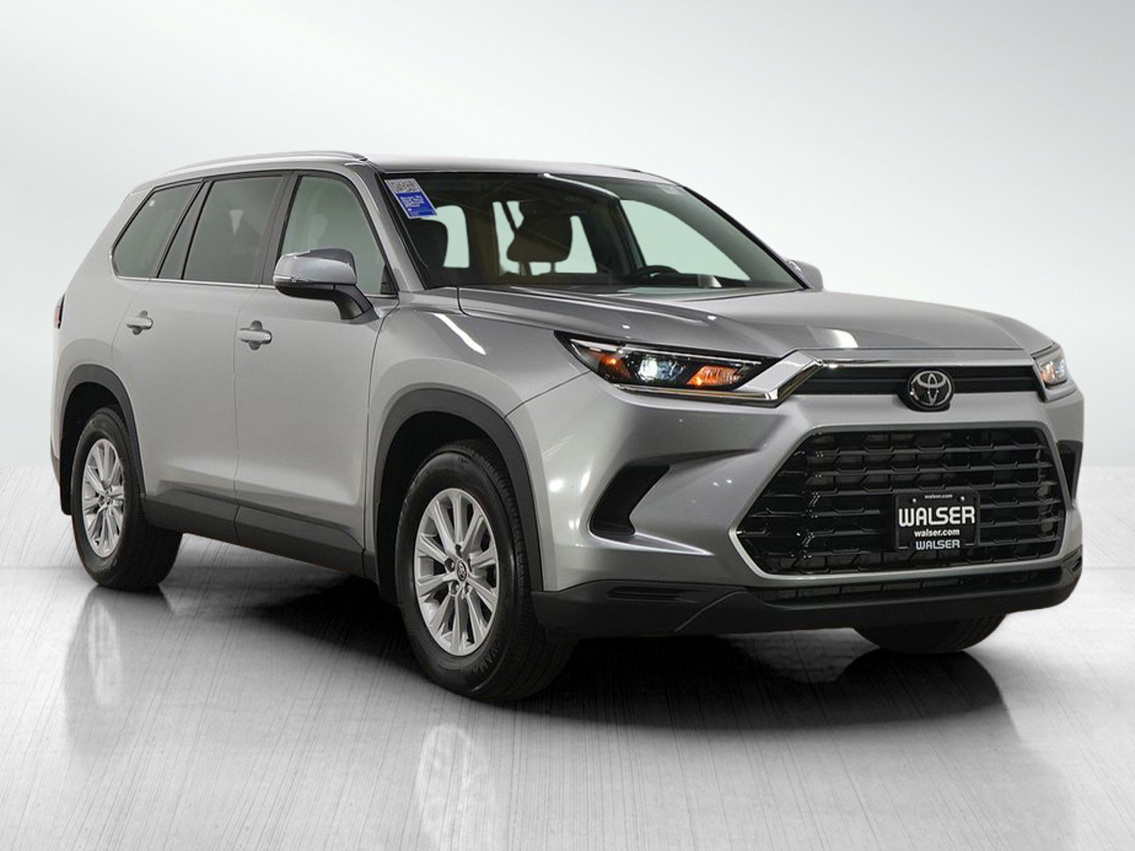 Used 2025 Toyota Grand Highlander XLE image 7