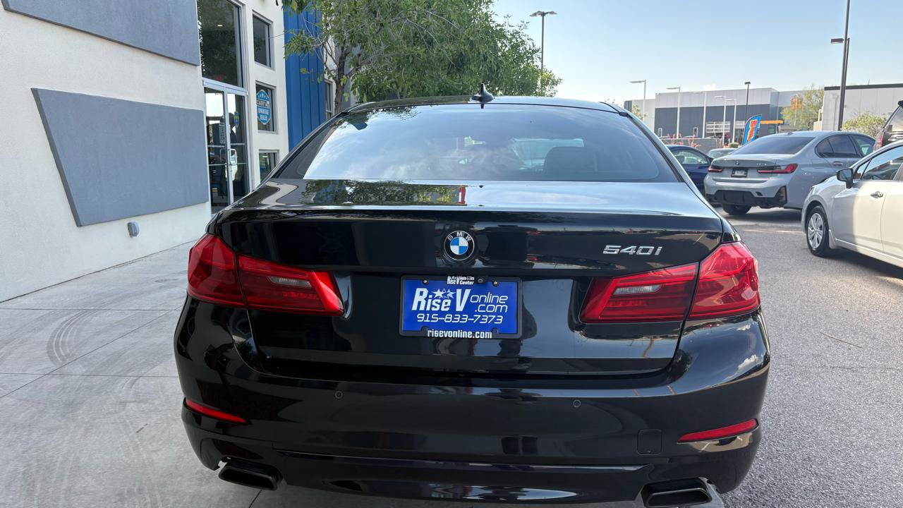 Used 2018 BMW 540i RWD image 8