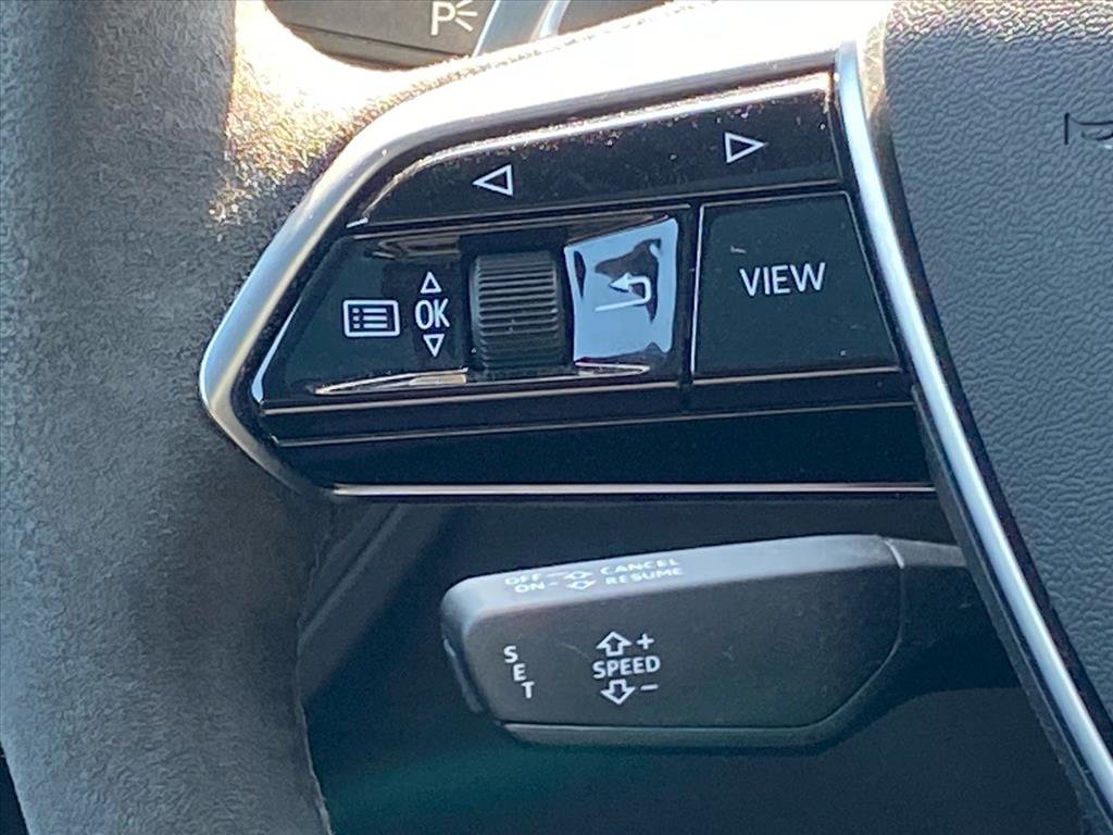 Used 2023 Audi e-tron GT Premium Plus image 6