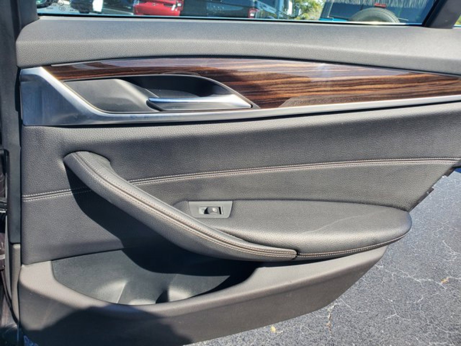 Used 2018 BMW 540i image 36