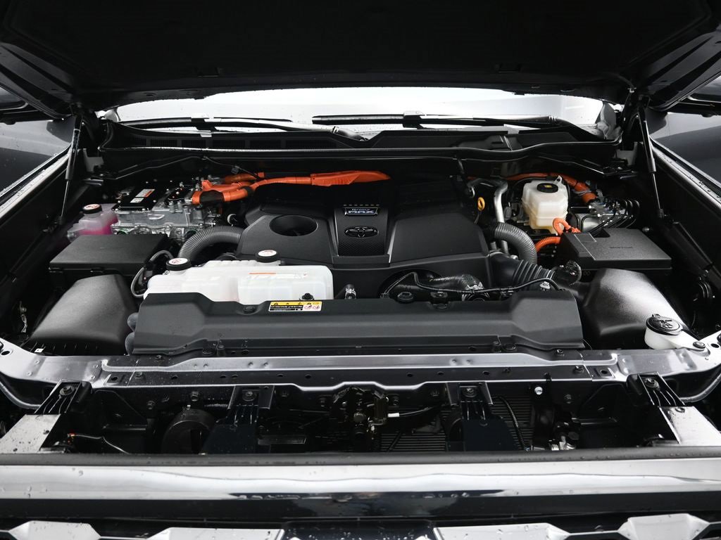 Used 2025 Toyota Tundra Platinum image 44