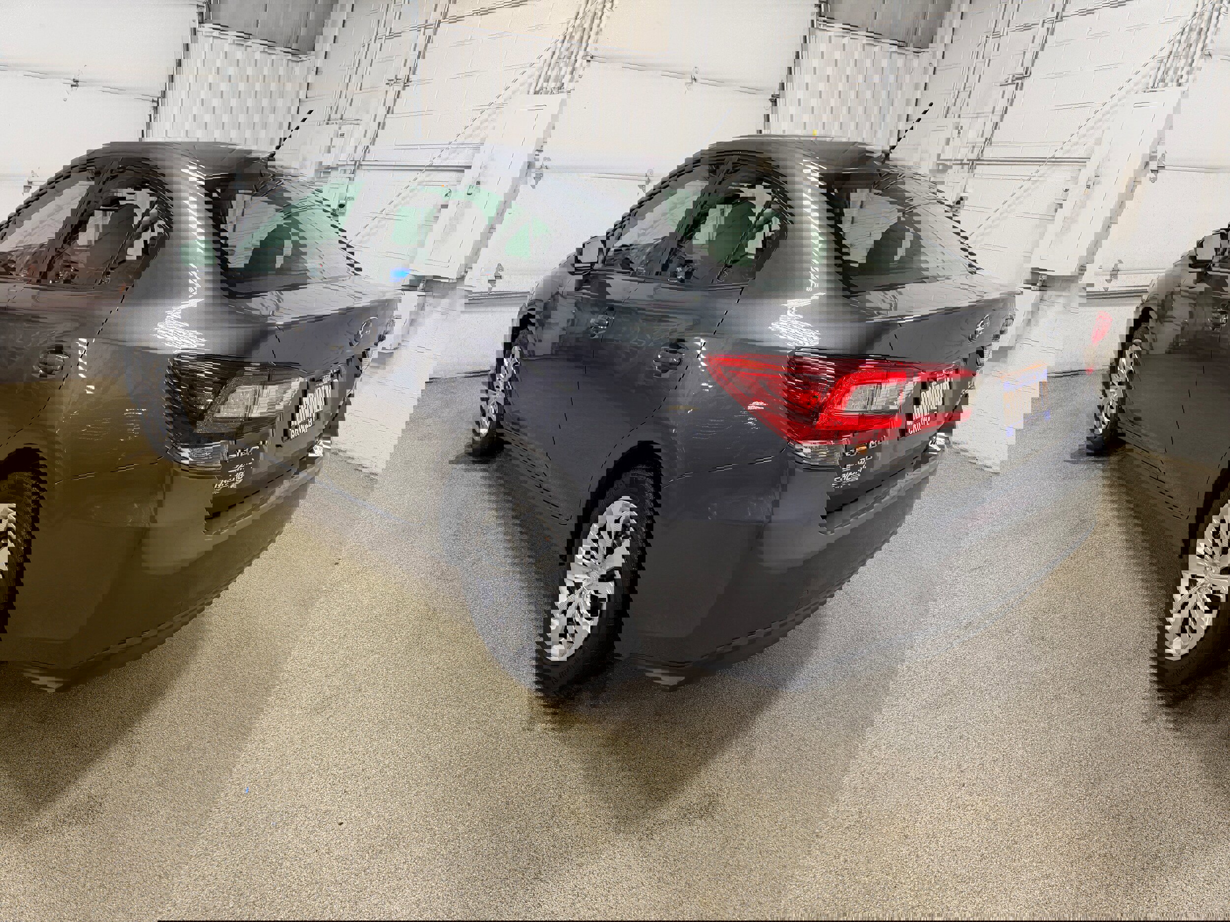 Used 2021 Subaru Impreza 2.0i image 6