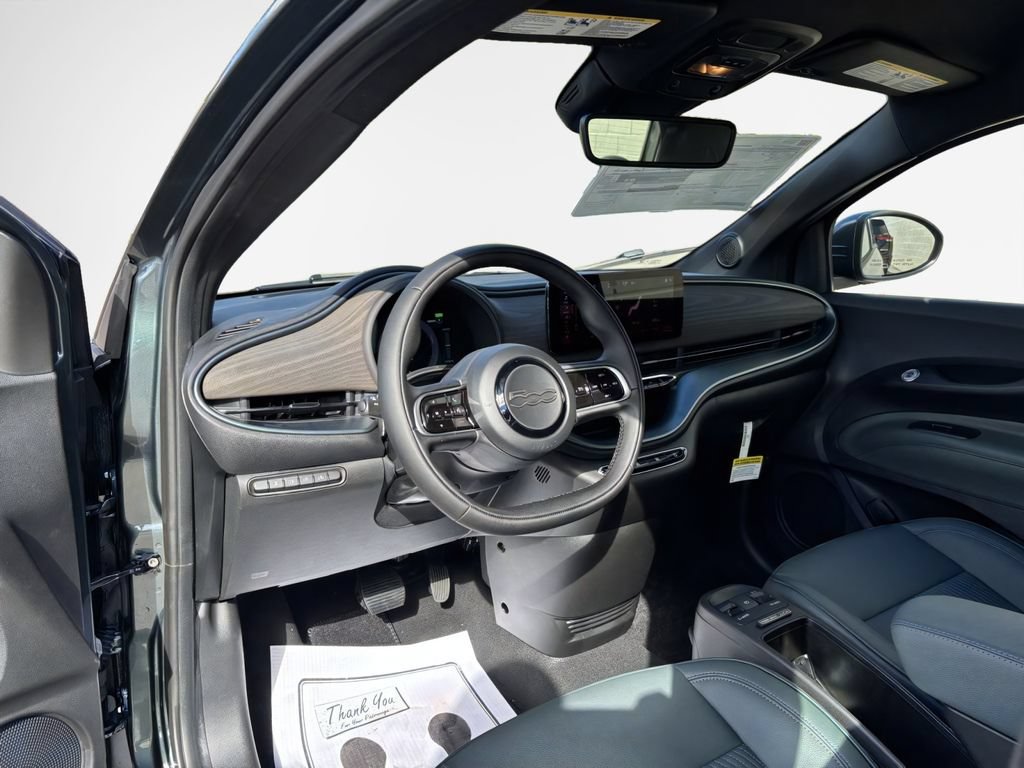 New 2025 FIAT 500 e FWD image 31