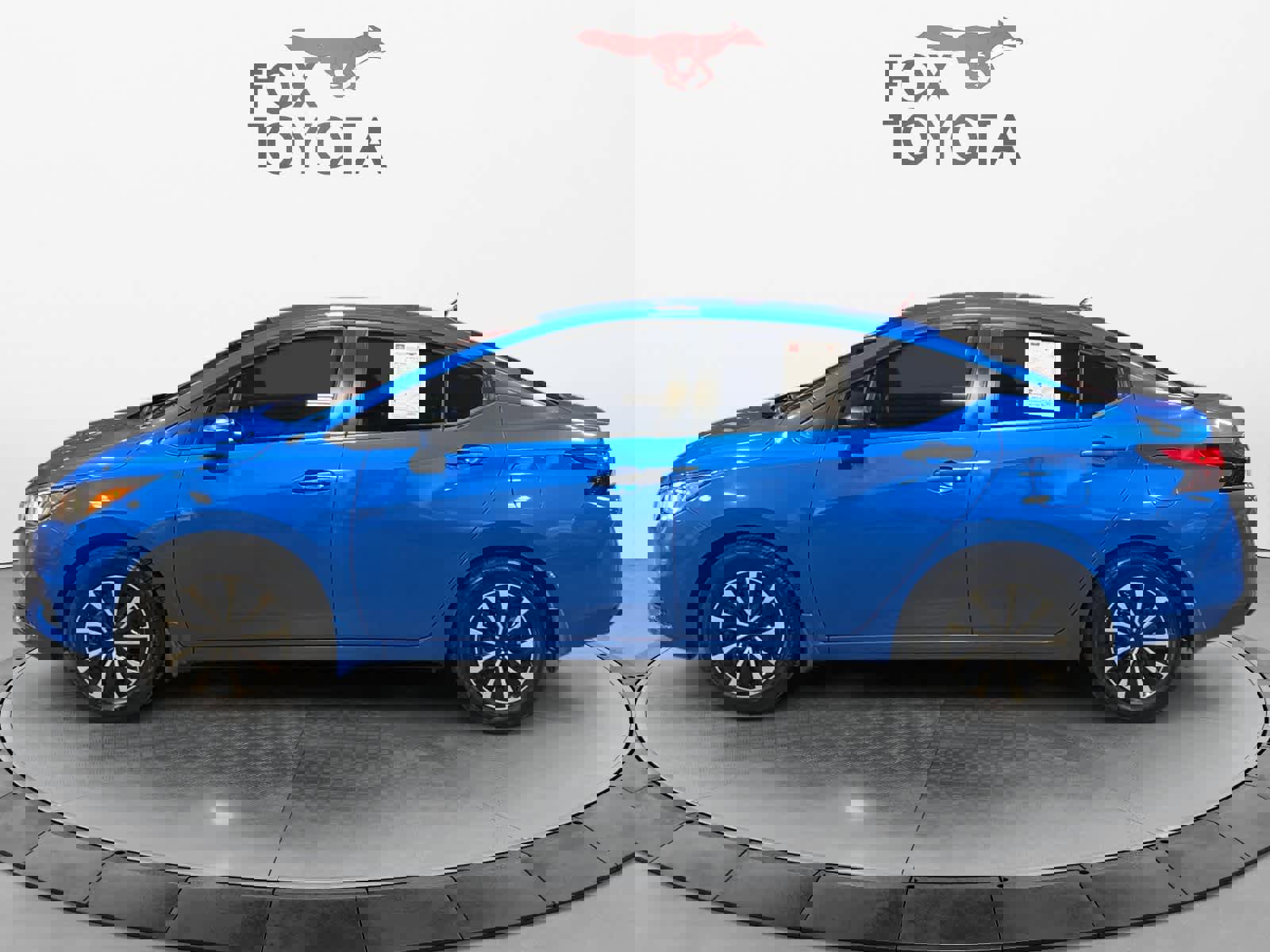 Used 2021 Nissan Versa S image 3