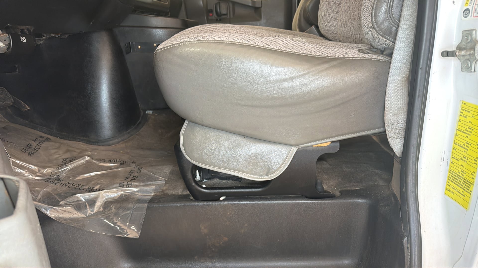 Used 2016 Chevrolet Express 3500 LT w/ LT Preferred Equipment Group image 20