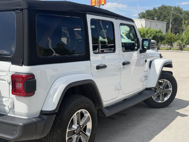 Used 2019 Jeep Wrangler Unlimited Sahara AWD/4WD image 8