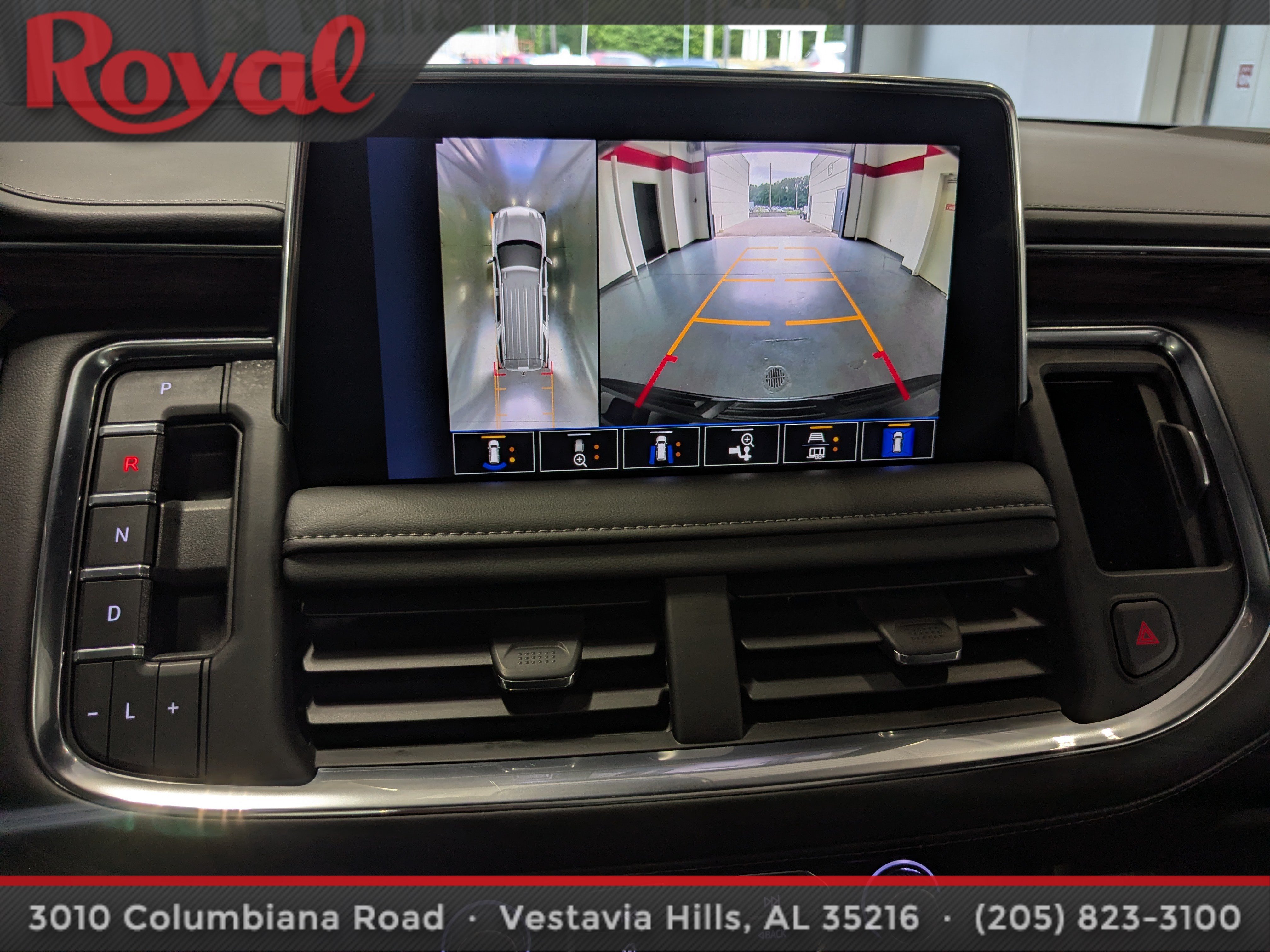 Used 2023 Chevrolet Tahoe Z71 w/ Luxury Package AWD/4WD image 26