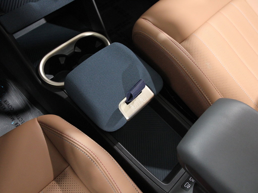 Certified 2025 MINI Cooper Countryman S image 15