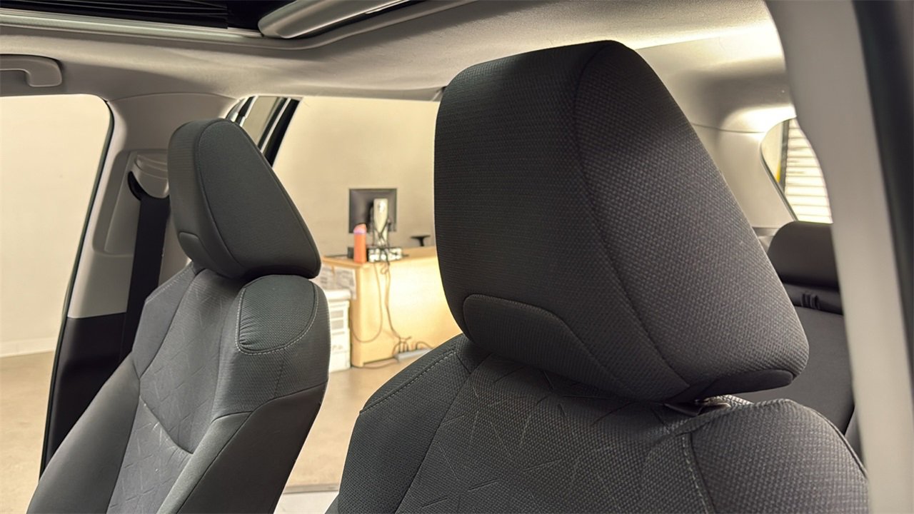 Used 2025 Toyota RAV4 XLE image 13