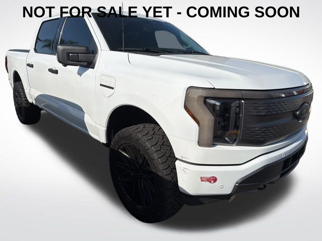 Used 2023 Ford F150 Lightning XLT image 1