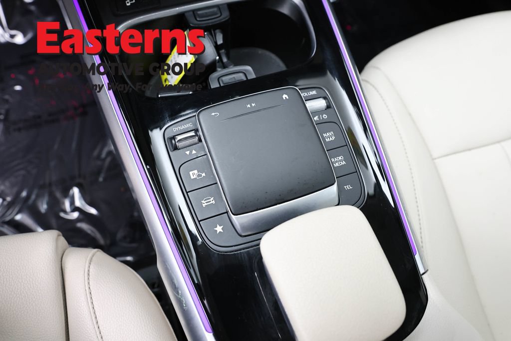 Used 2022 Mercedes-Benz GLB 250 4MATIC image 19