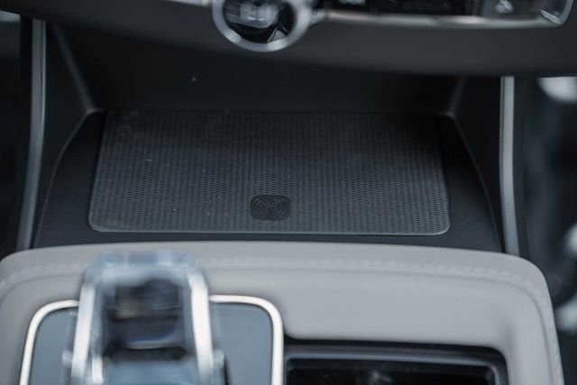 New 2026 Volvo XC90 B6 Plus w/ Protection Package Premier image 24
