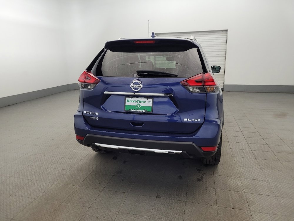 Used 2017 Nissan Rogue SL w/ SL Premium Package image 7