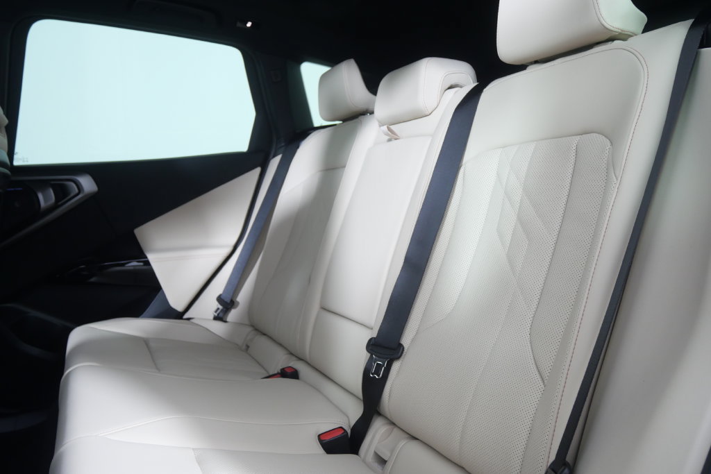 New 2026 BMW X3 xDrive30i AWD/4WD image 16