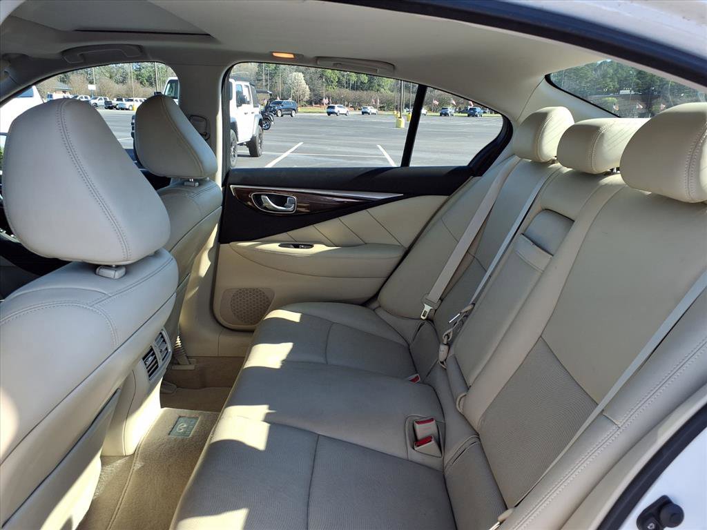 Used 2014 INFINITI Q50 Premium w/ Deluxe Touring Package image 22