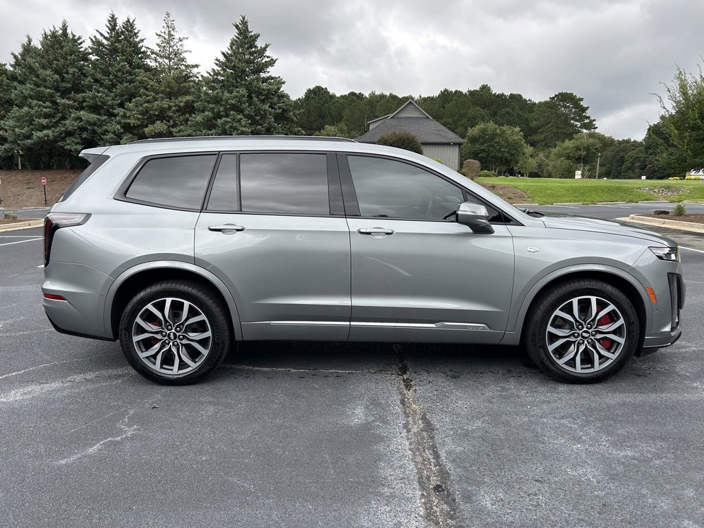 Used 2024 Cadillac XT6 Sport w/ Technology Package image 24