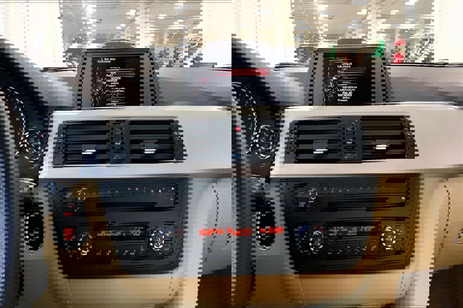 Used 2015 BMW 320i Sedan image 34