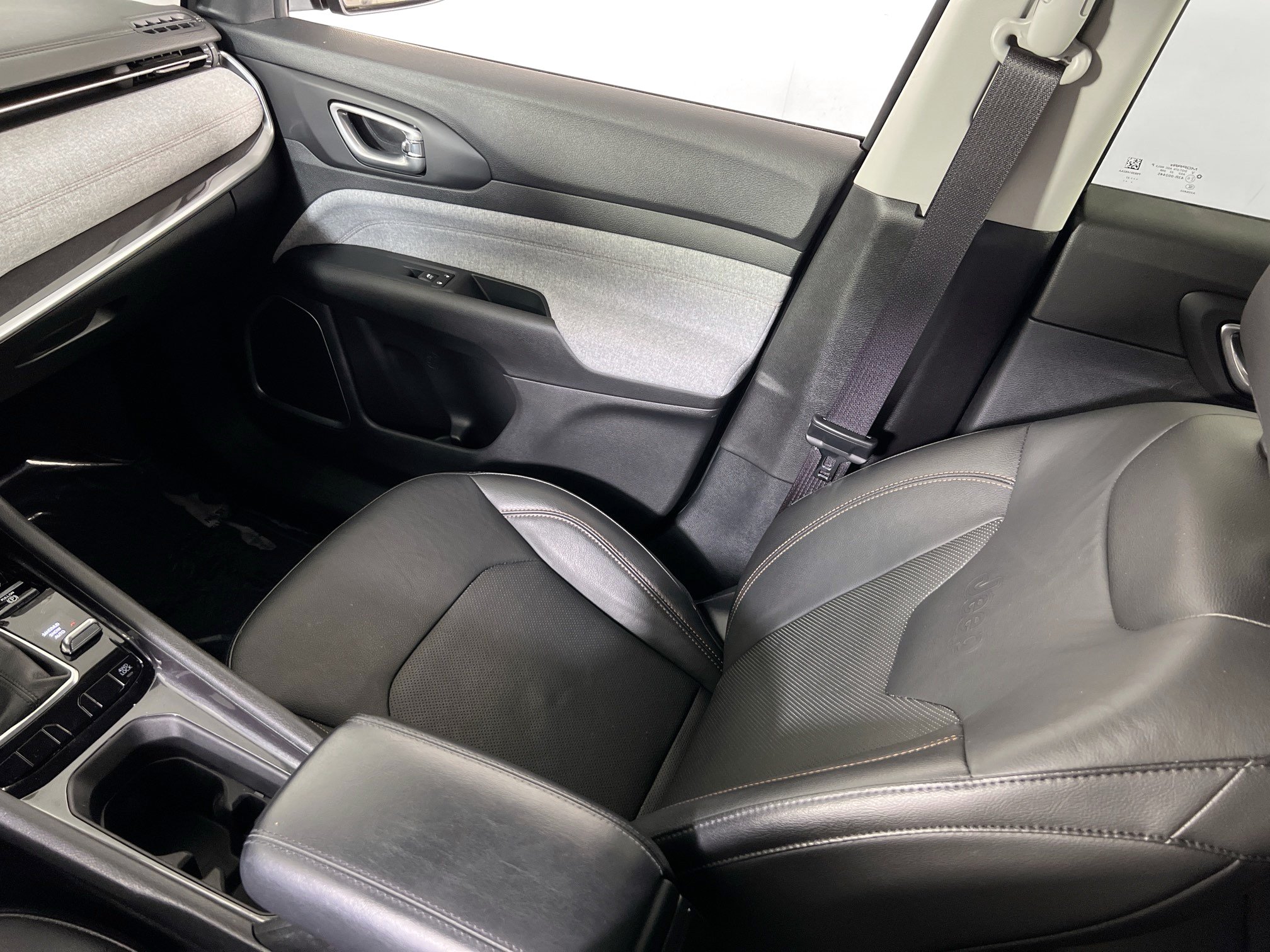 Used 2022 Jeep Compass Latitude AWD/4WD image 22