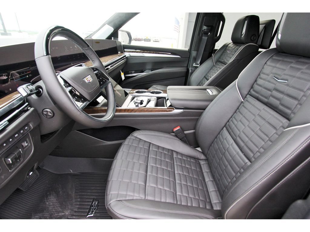 New 2026 Cadillac Escalade Platinum Sport AWD/4WD image 6