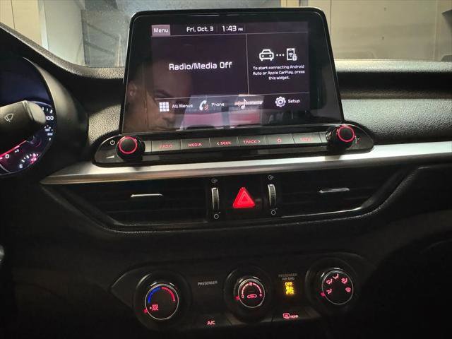 Used 2022 Kia Forte LXS image 18