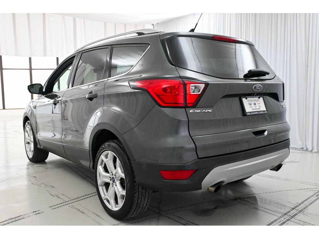 Used 2019 Ford Escape Titanium image 5