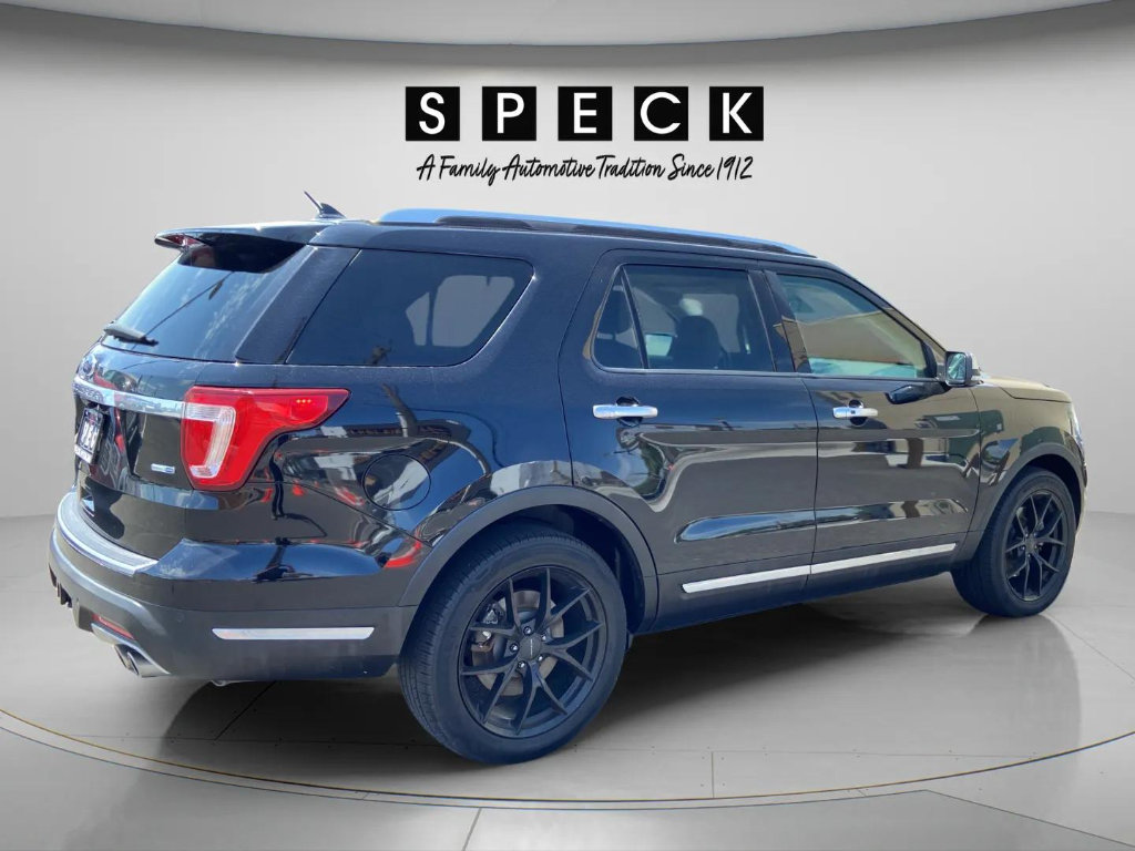 Used 2018 Ford Explorer Platinum AWD/4WD image 5