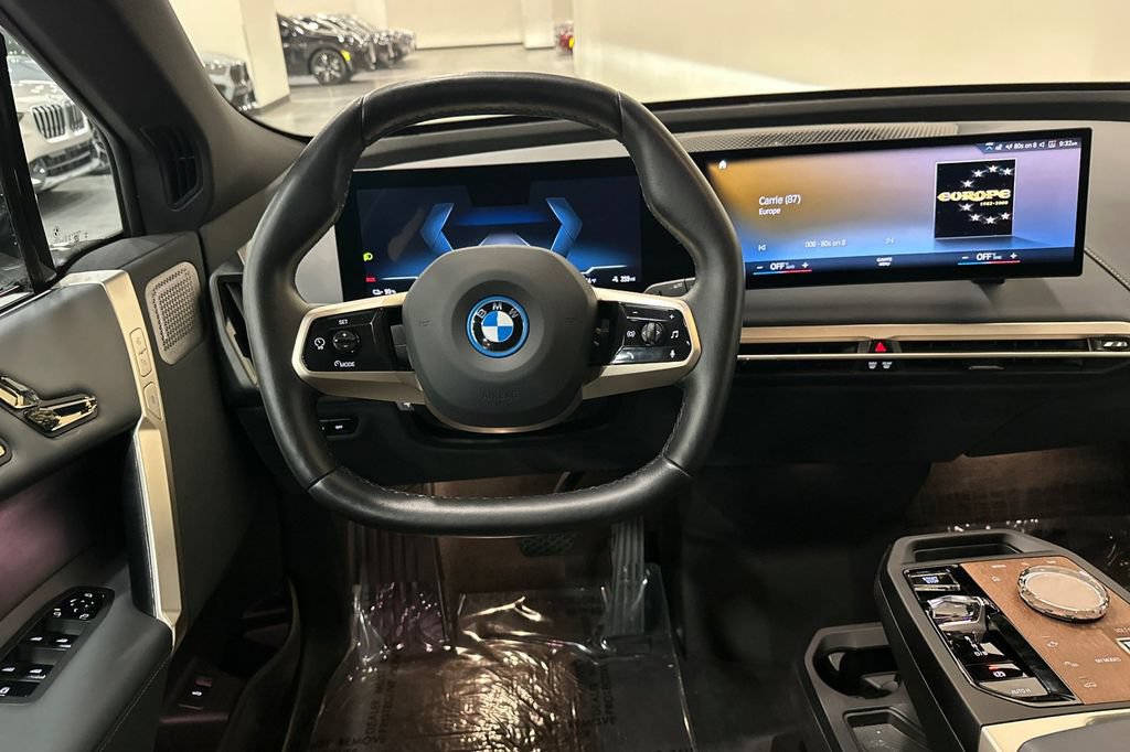 Certified 2023 BMW iX M60 AWD/4WD image 16
