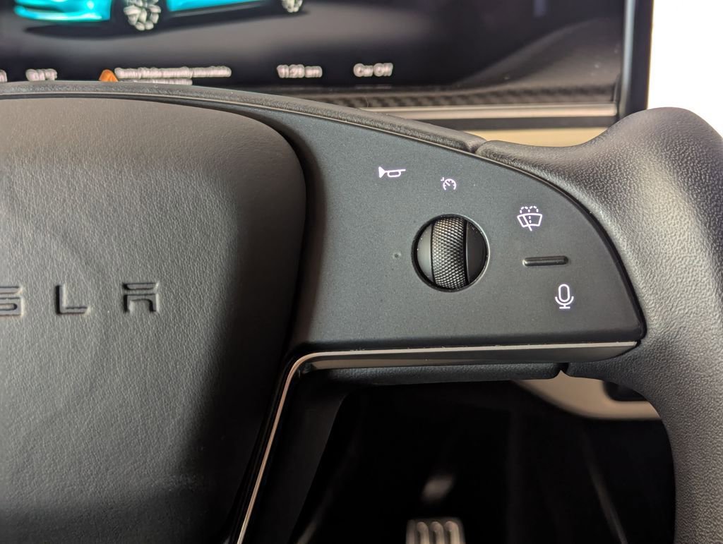 Used 2022 Tesla Model X Plaid image 42