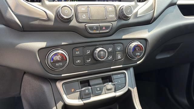 Certified 2024 GMC Terrain Denali w/ Denali Premium Package AWD/4WD image 19
