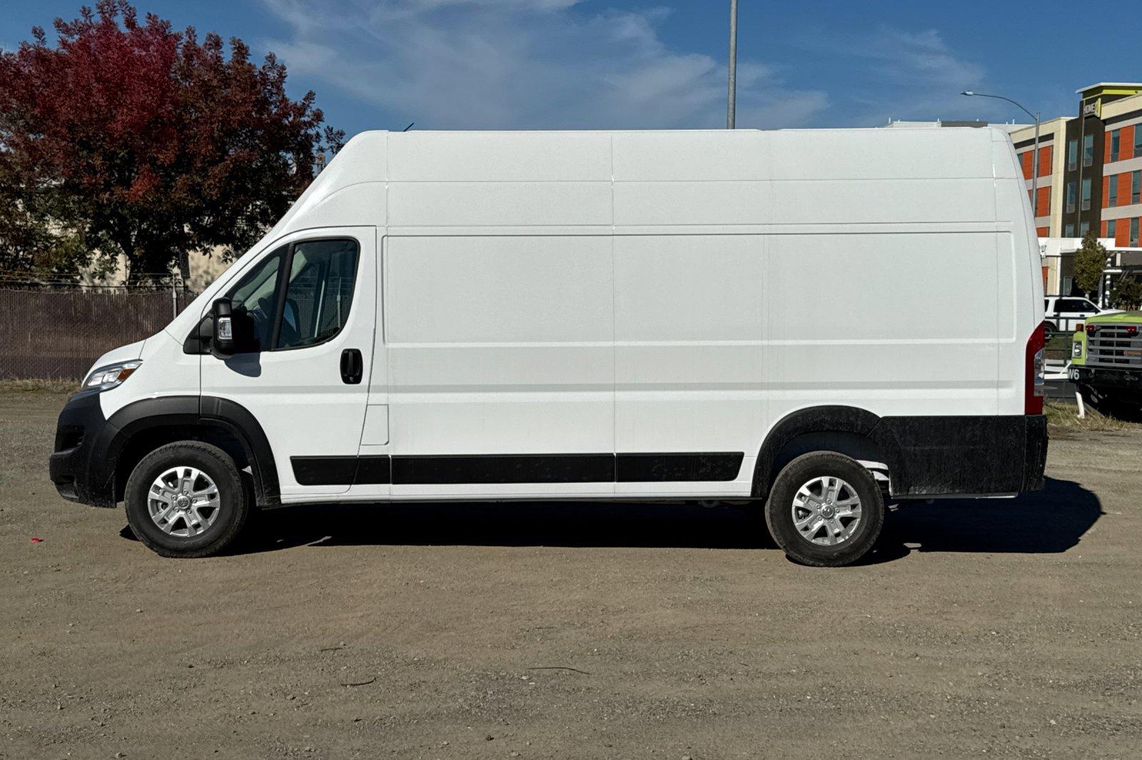 New 2026 RAM ProMaster 3500 w/ Quick Order Package 22G SLT image 6