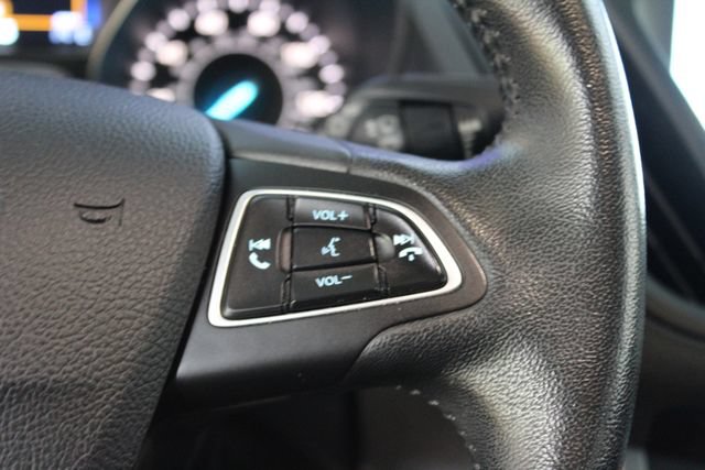 Used 2019 Ford Escape SEL AWD/4WD image 18