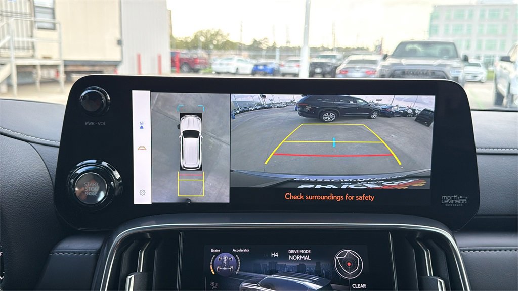 Used 2024 Lexus LX 600 4WD w/ Ultra Luxury Package image 29