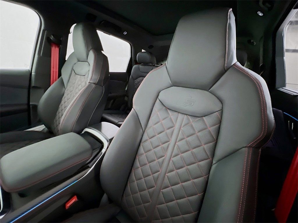 New 2026 Audi SQ7 Prestige image 11