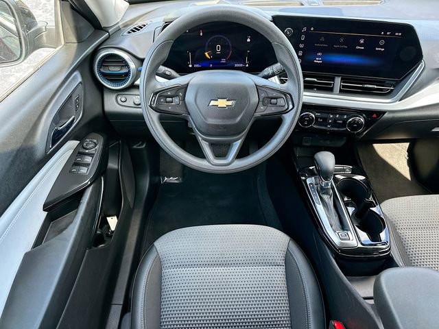 Used 2024 Chevrolet Trax LT image 20