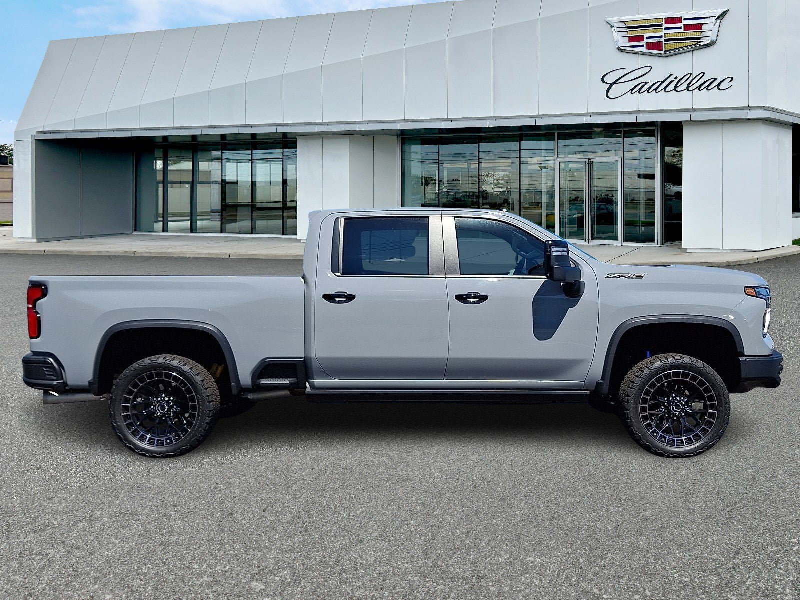 Used 2024 Chevrolet Silverado 2500 ZR2 w/ ZR2 Bison Edition AWD/4WD image 7