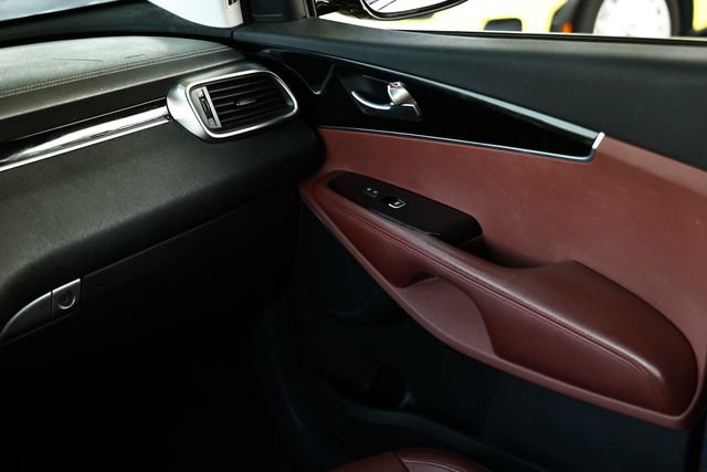 Used 2018 Kia Sorento SX FWD image 29