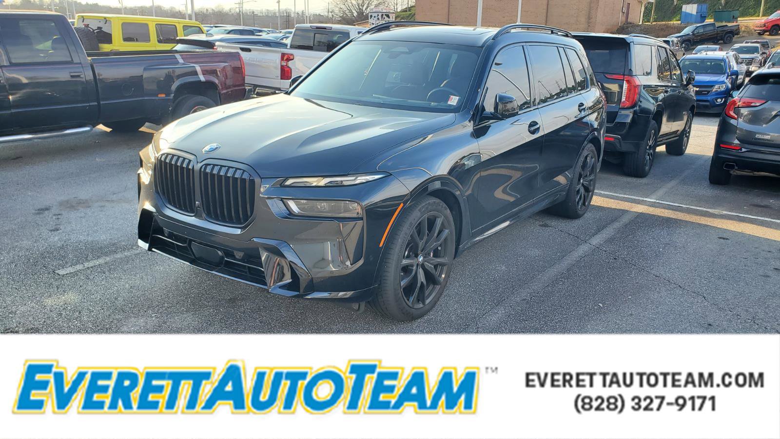 Used 2024 BMW X7 xDrive40i w/ M Sport Package image 1