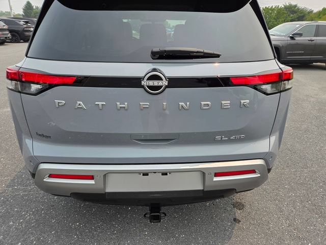 Used 2024 Nissan Pathfinder SL AWD/4WD image 23