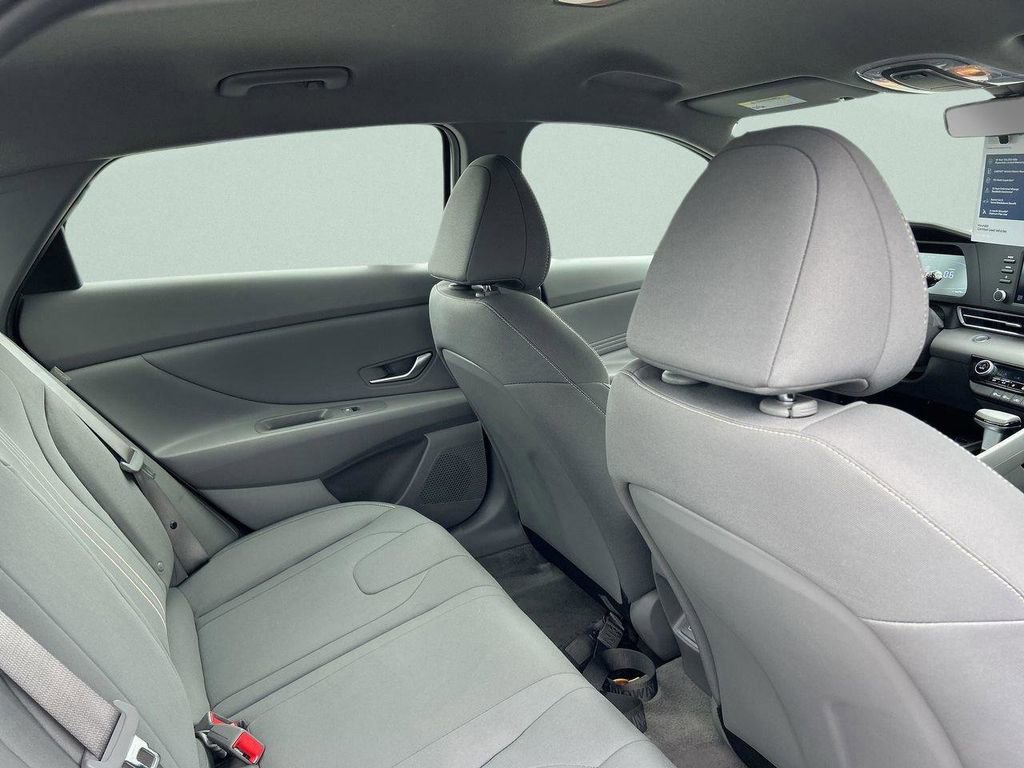 Certified 2026 Hyundai Elantra Sport image 21