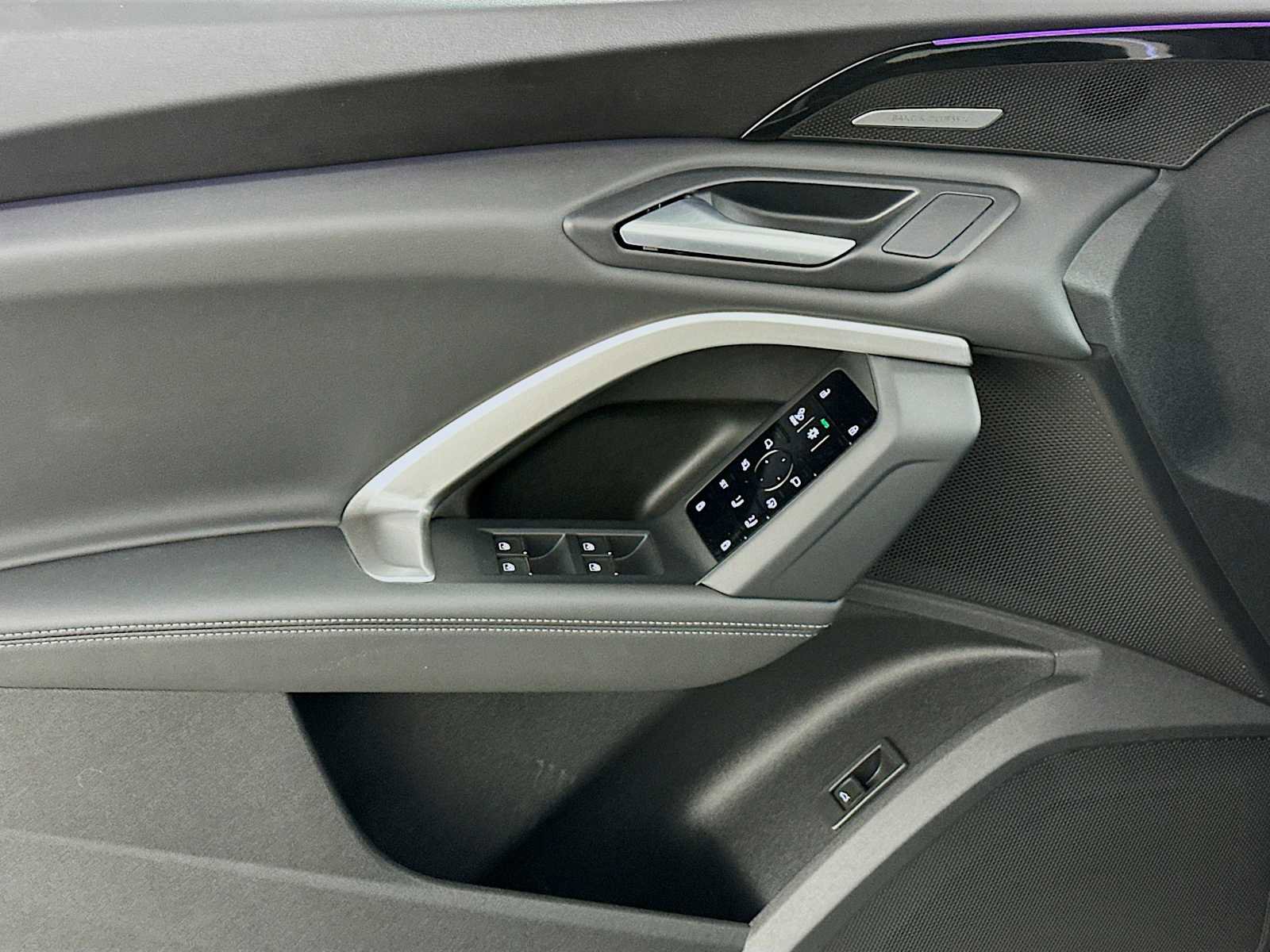 New 2025 Audi Q5 Premium Plus image 16