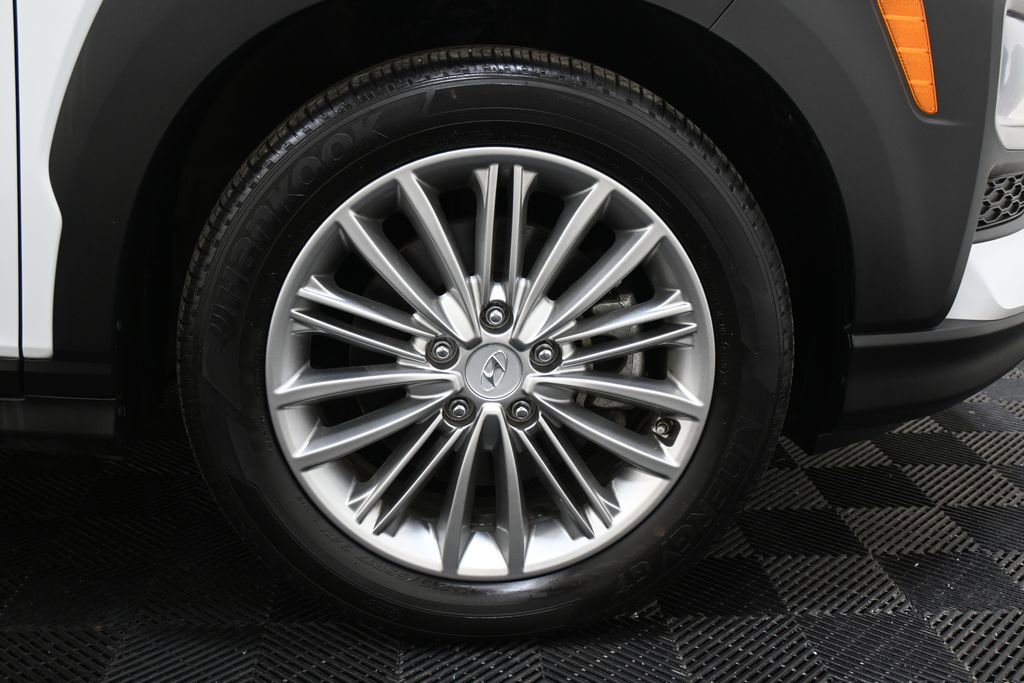 Used 2020 Hyundai Kona SEL Plus AWD/4WD image 39