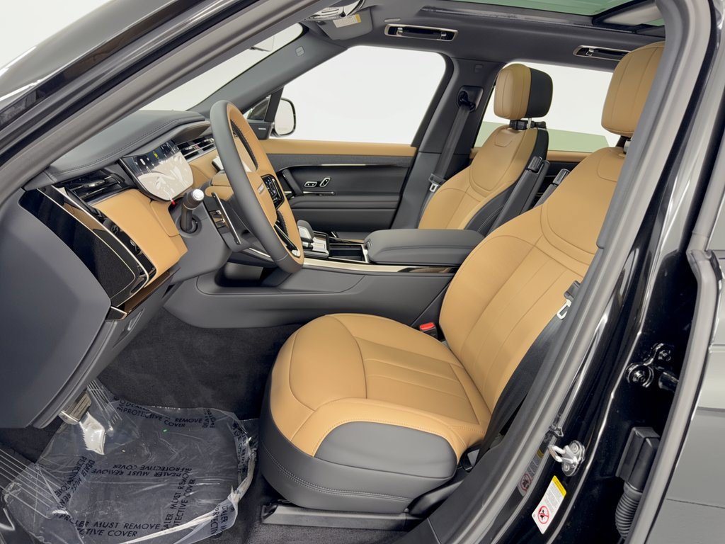New 2027 Land Rover Range Rover Sport Dynamic SE AWD/4WD image 5