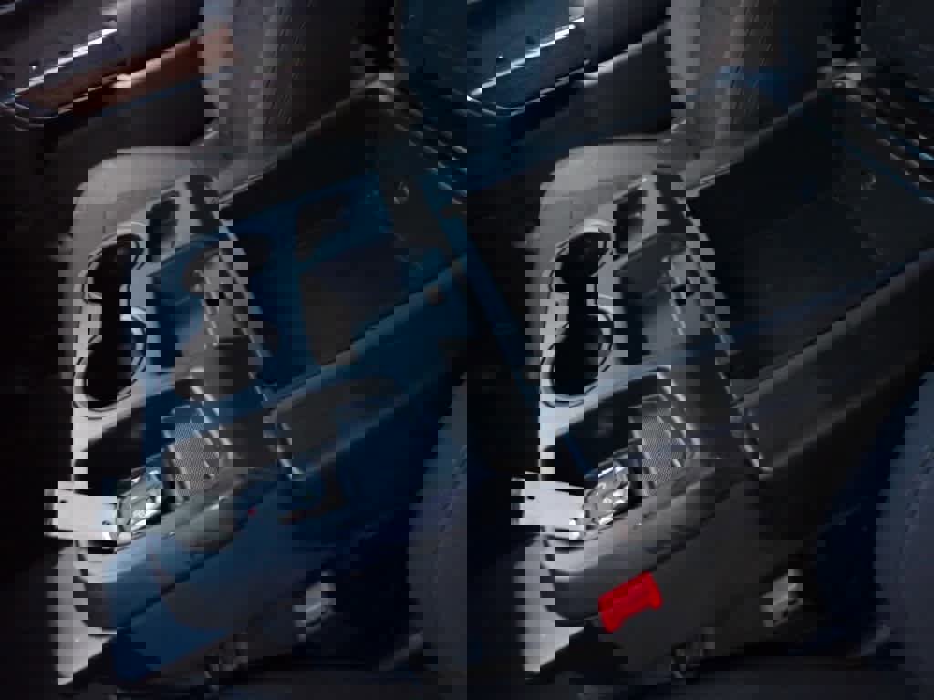 Used 2020 GMC Sierra 1500 Elevation w/ Elevation Value Package image 26