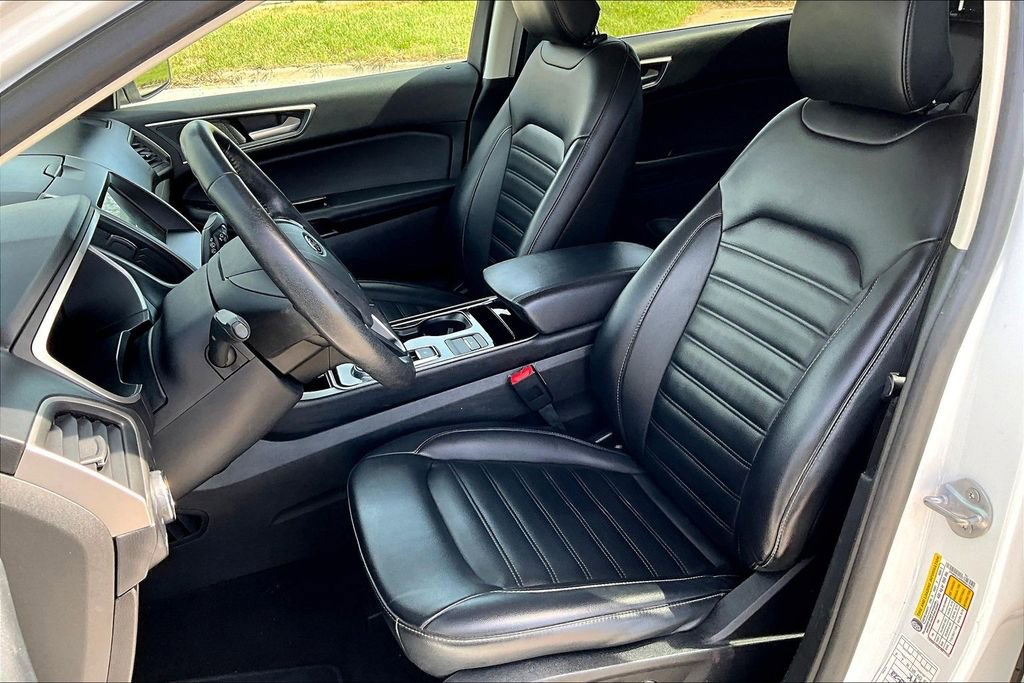 Used 2019 Ford Edge SEL w/ Equipment Group 201A image 23