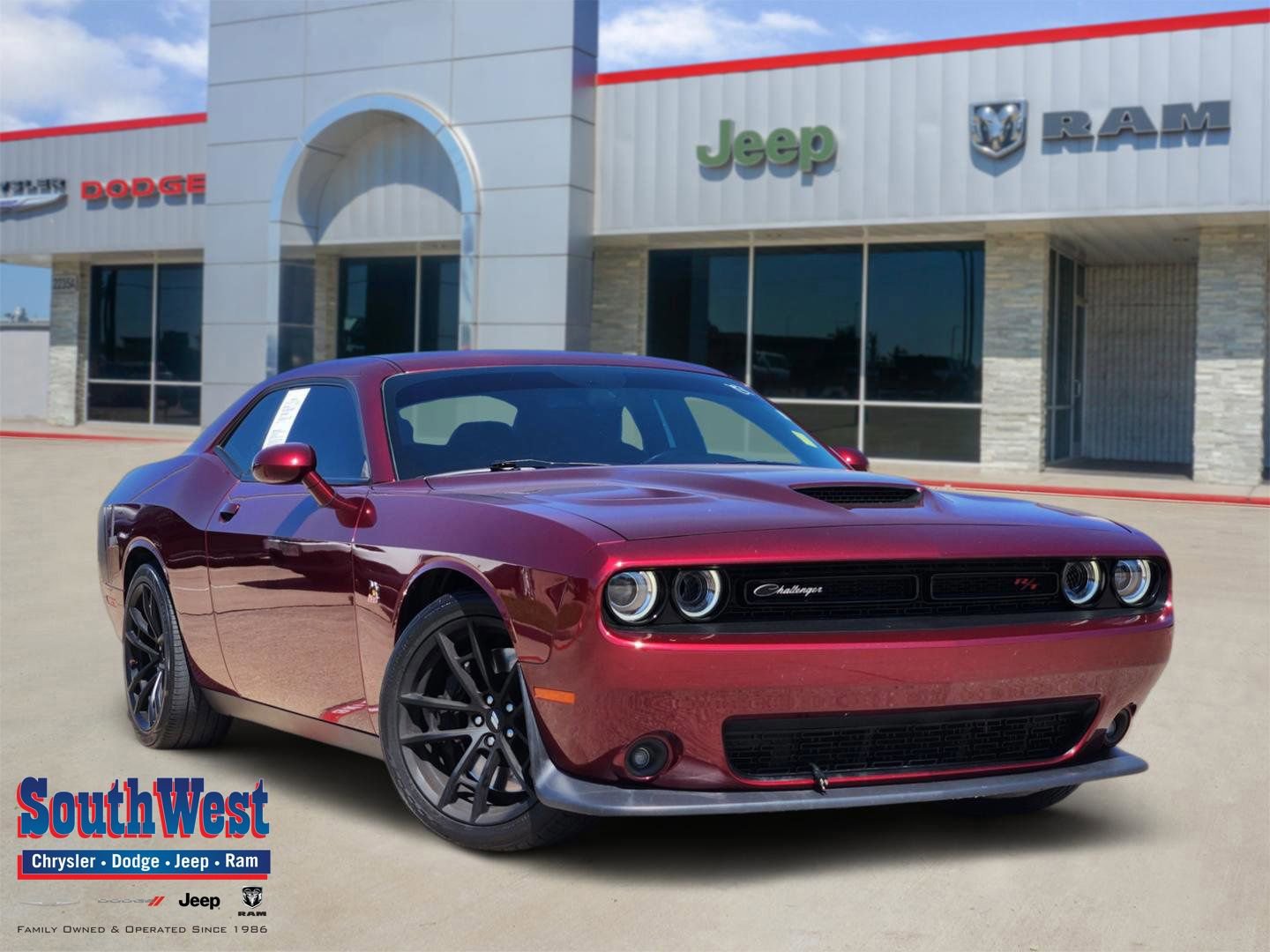Used 2020 Dodge Challenger R/T Scat Pack w/ Dynamics Package RWD image 1