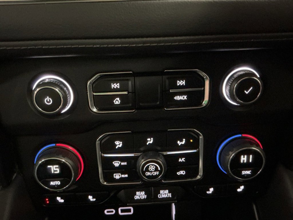 Used 2024 Chevrolet Suburban Z71 w/ Max Trailering Package image 23