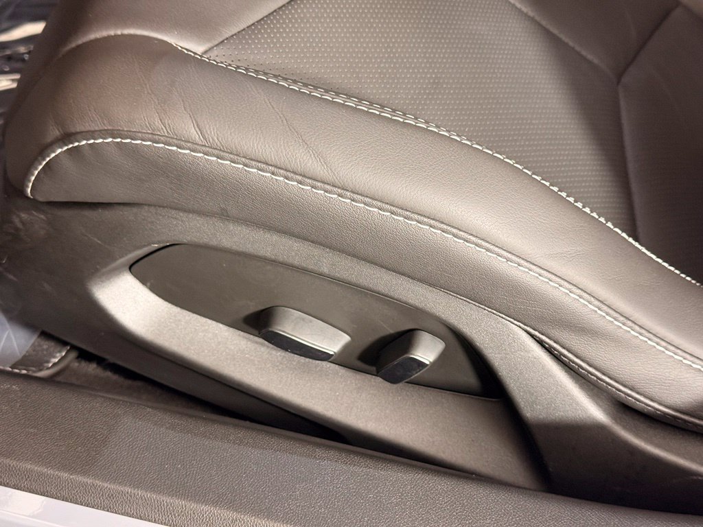 Used 2024 Chevrolet Corvette Z06 RWD image 28