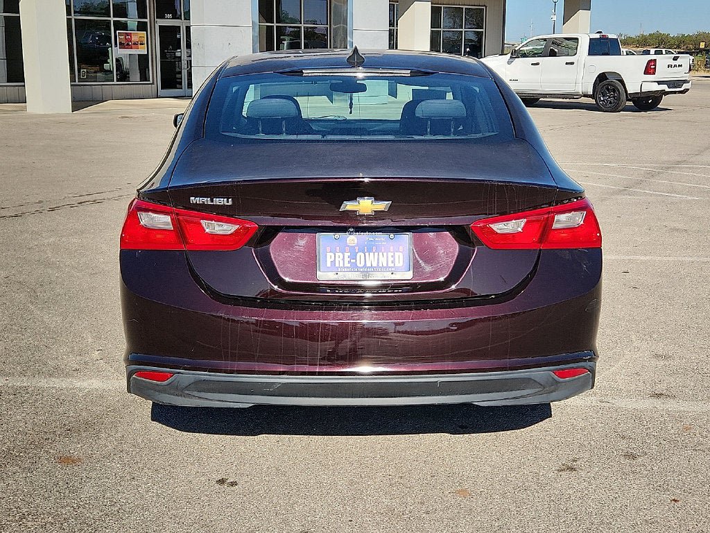 Used 2020 Chevrolet Malibu LS FWD image 4